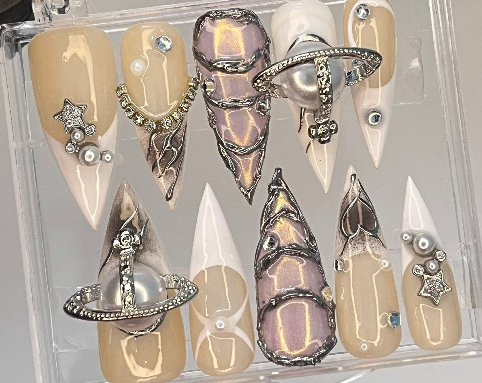 press on nails, custom nails, fake nails, Nails Art, custom nail