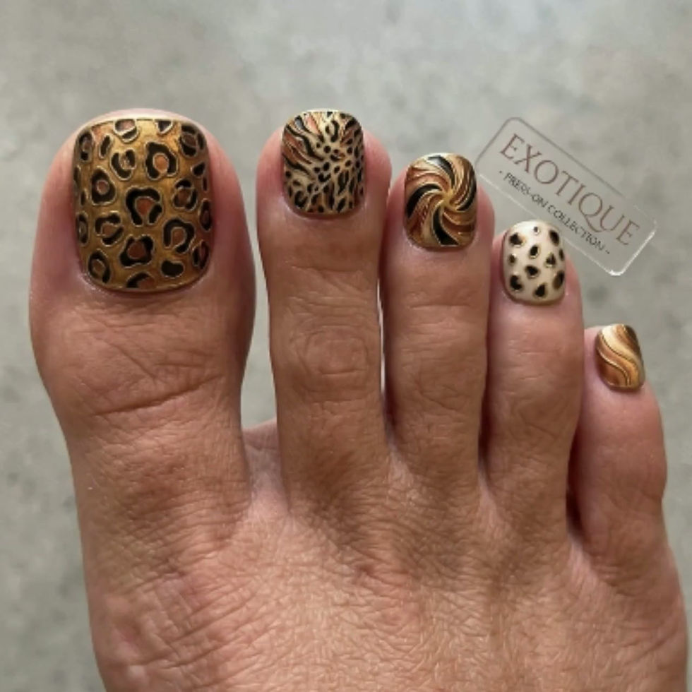 Thumbnail: GOLDEN SAFARI CLOISONNÉ: Hand-Painted 3D Gold Press On Toes | Luxury Metallic