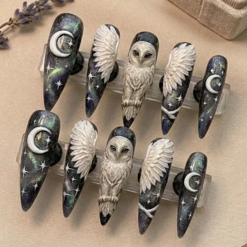 Thumbnail: press on nails, custom press on nails, fake nails, Nails Art
