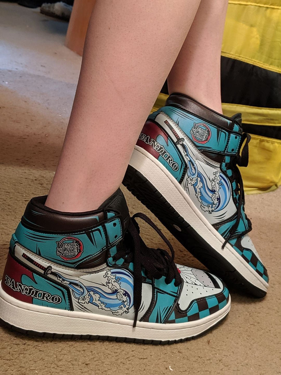 Thumbnail: custom sneaker, custom shoes