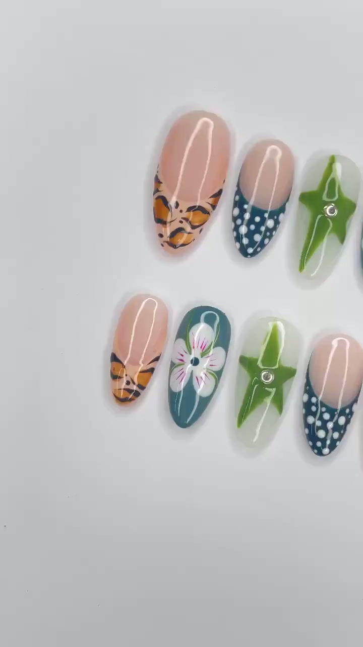 Thumbnail: Zebra Print French Tip Medium Almond Press On Nails, 3D Gel Nails for Summer