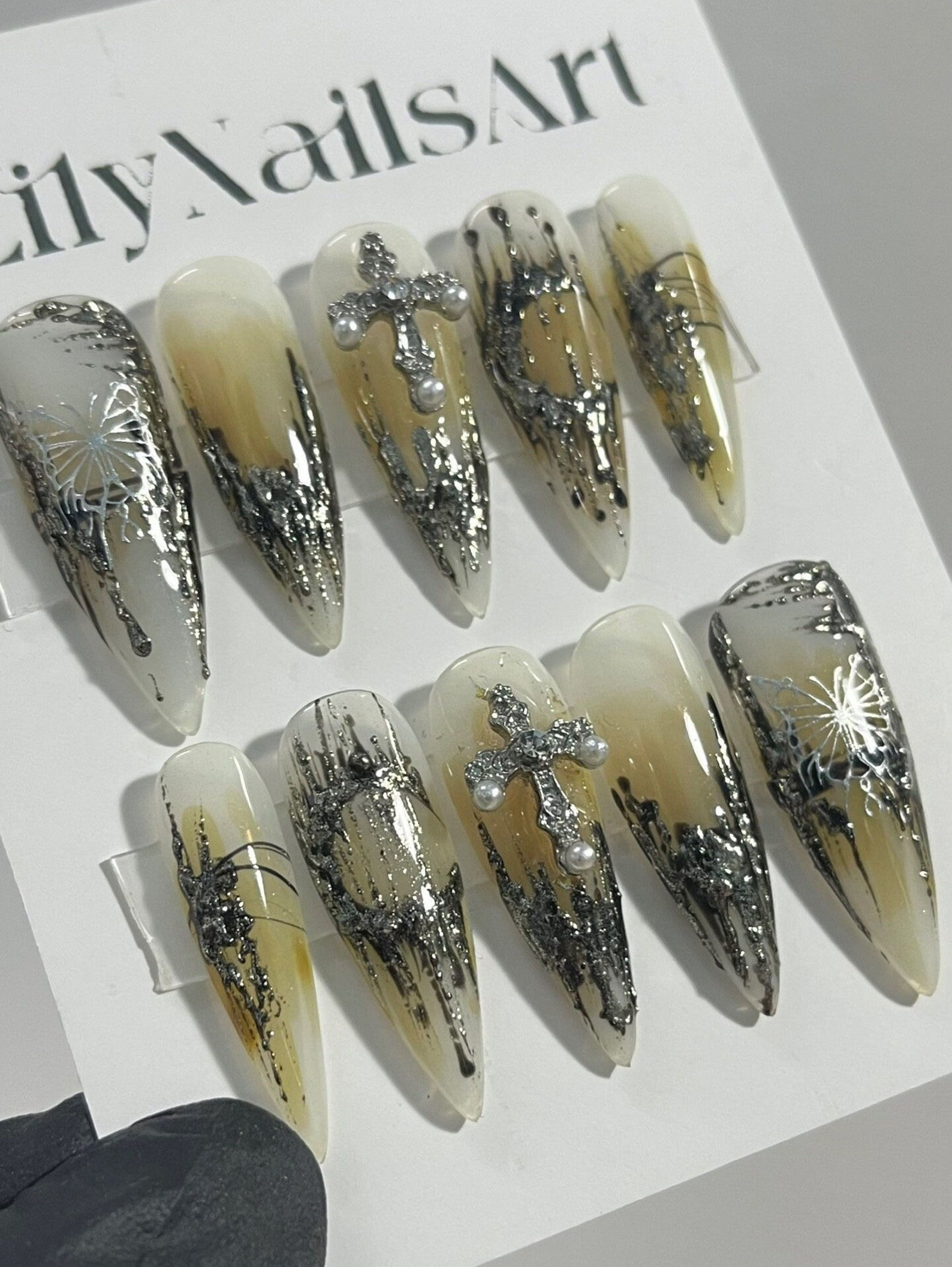 press on nails, custom nails, fake nails, Nails Art, custom nail