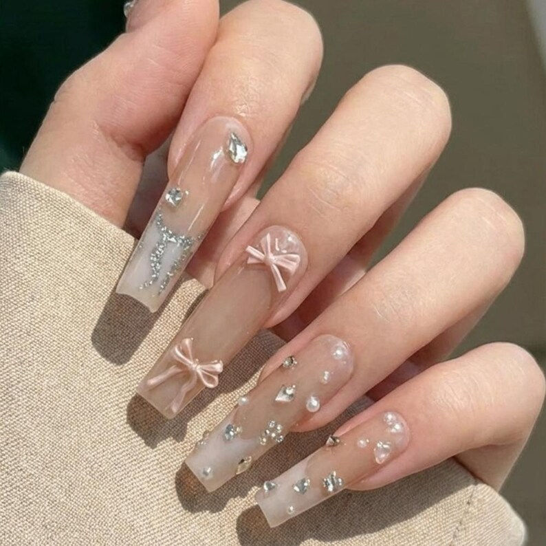 press on nails, custom press on nails, fake nails, Nails Art