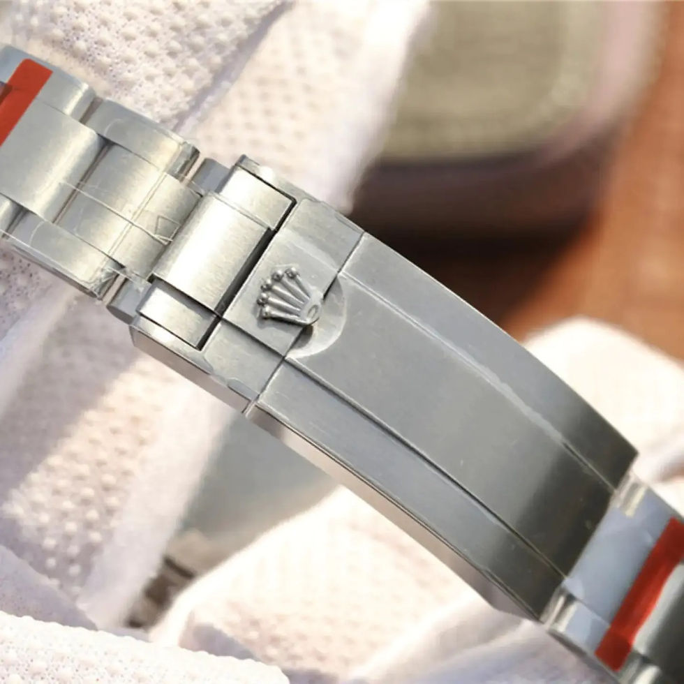 Thumbnail: Rolex Submariner Silver Blue/Red Diamond, 40mm