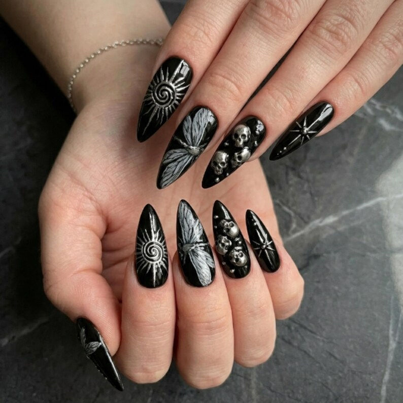 Thumbnail: press on nails, custom press on nails, fake nails, Nails Art