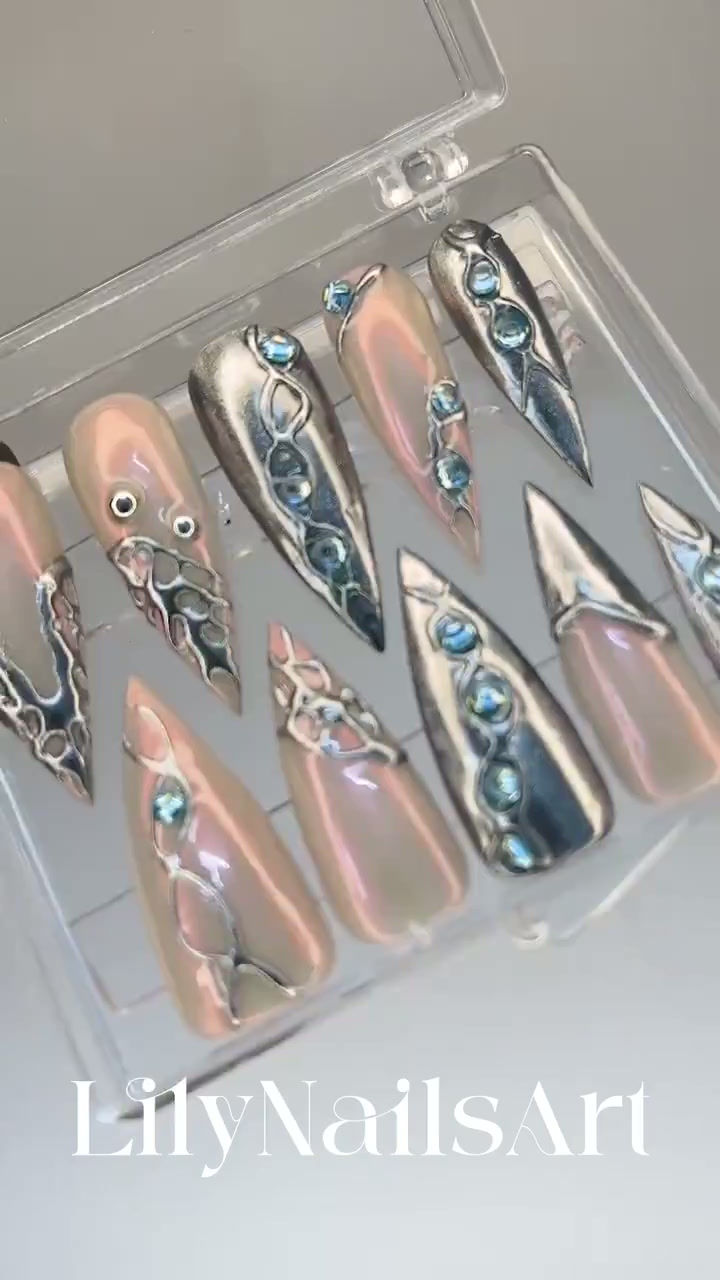Thumbnail: 3D Chrome Metallic Silver on Clear Medium Stiletto Press on Nail Goth