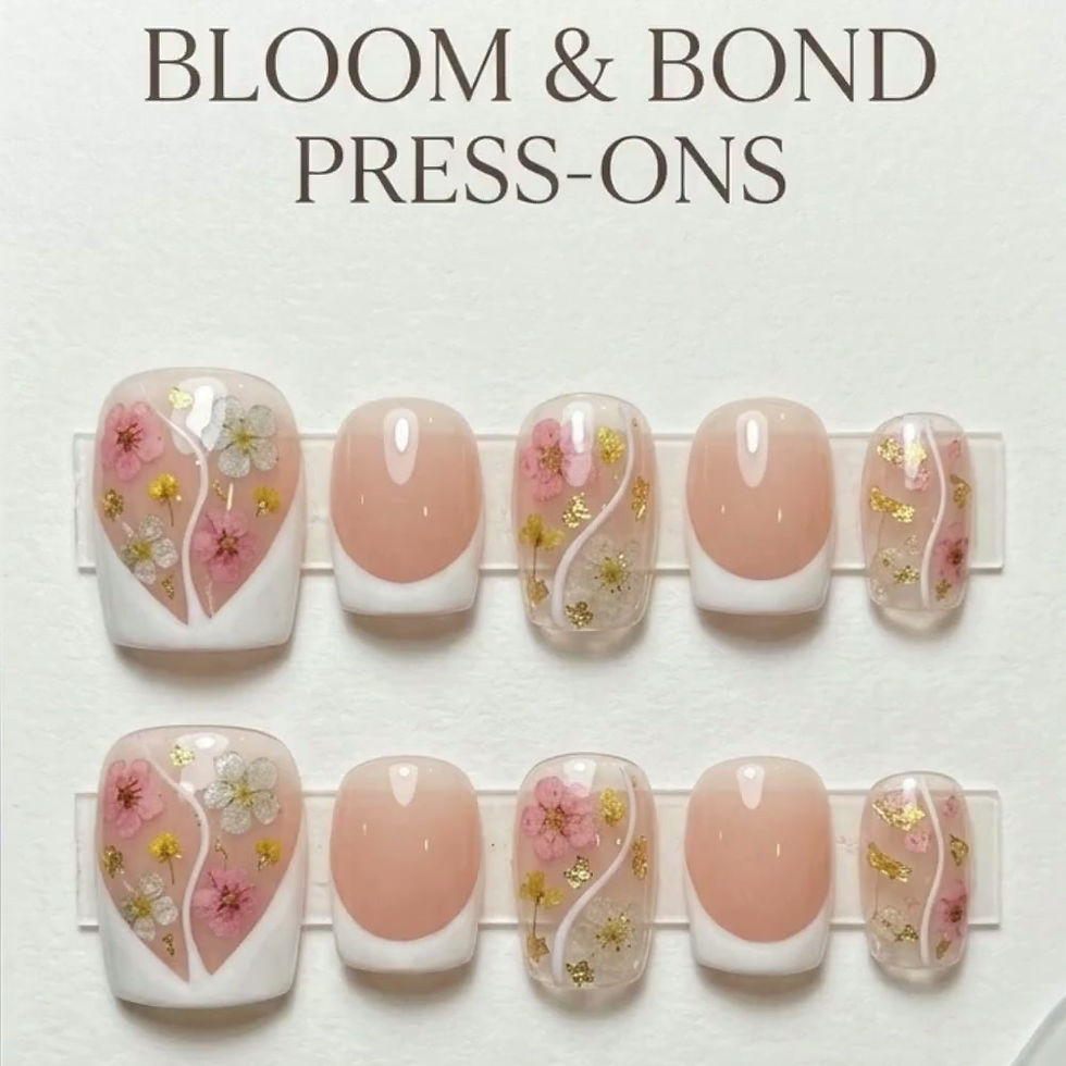 Thumbnail: Encapsulated Dried Flower French Tip Toe Nails, Gold Foil Summer Pedicure Set