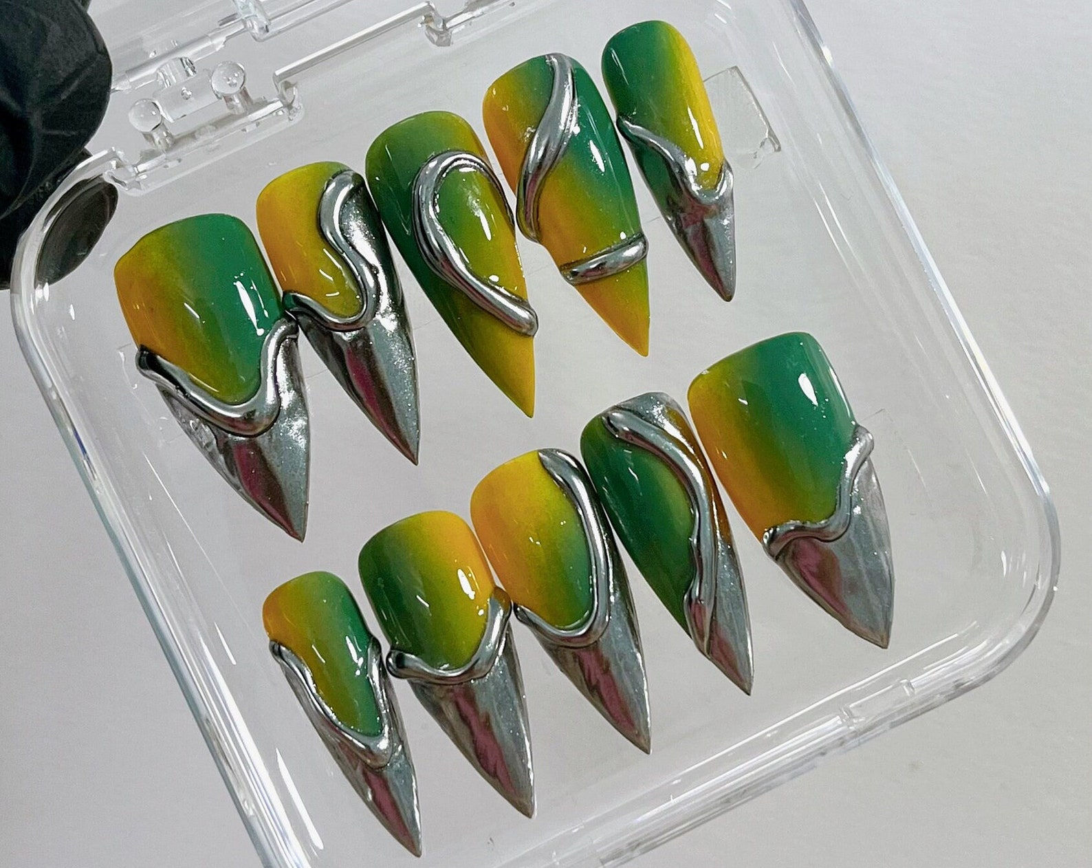 press on nails, custom nails, fake nails, Nails Art, custom nail