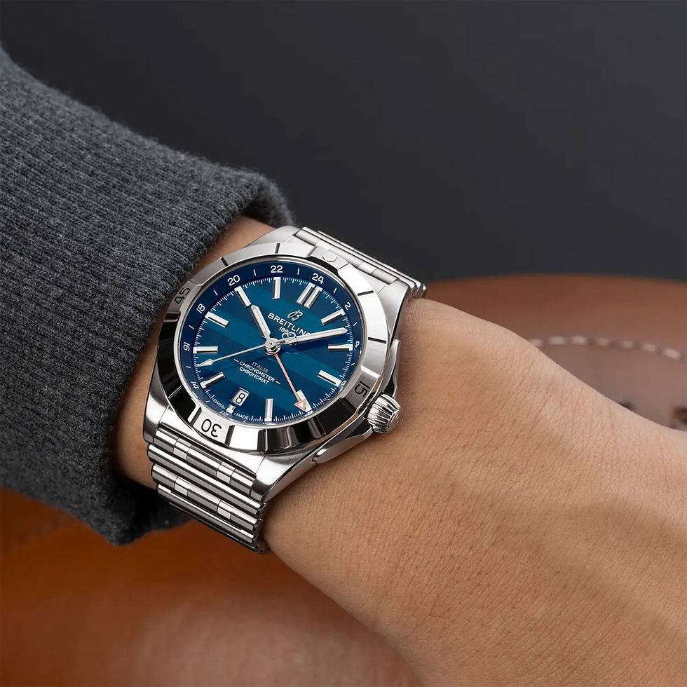 Thumbnail: Breitling Chronomat Automatic GMT 40 Six Nations Italy, A323981C1C1A1