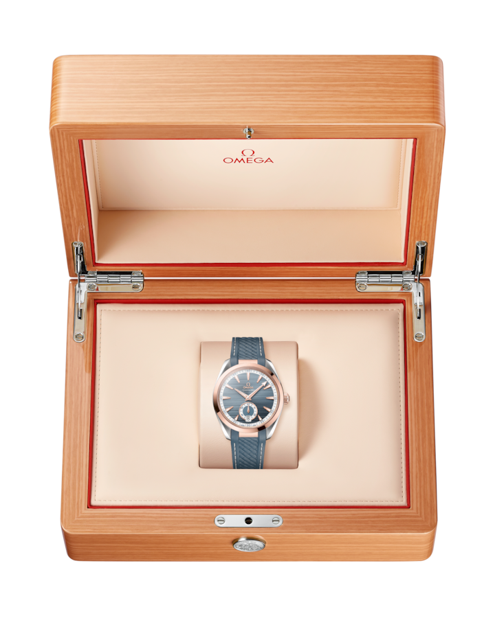Thumbnail: Omega Seamaster Aqua Terra 150M 41 mm, steel ‑ Sedna™ gold on rubber strap