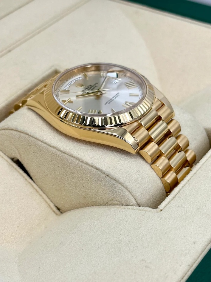Thumbnail: Rolex Day-Date "President" 40mm Yellow Gold Silver Roman Dial
