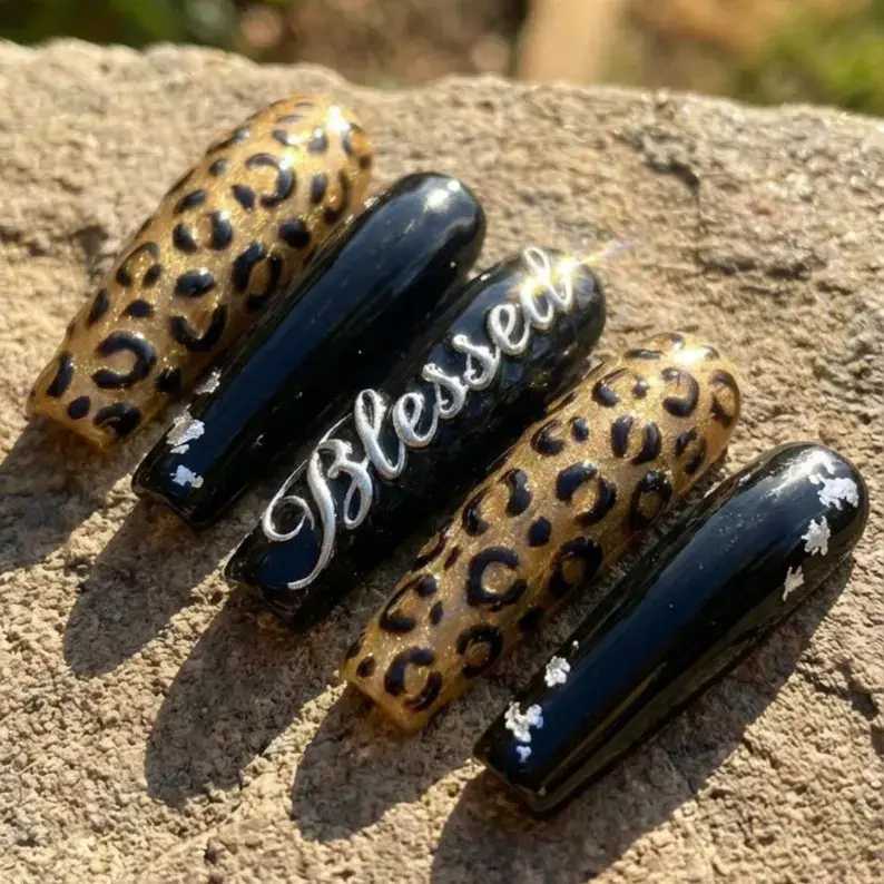 press on nails, custom press on nails, fake nails, Nails Art