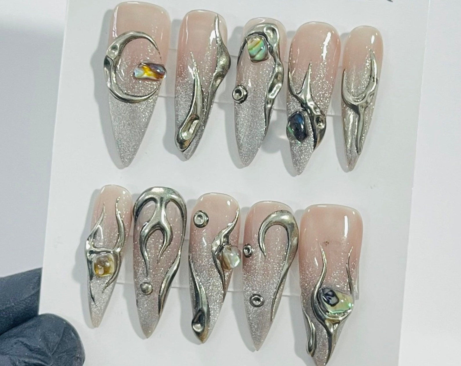 press on nails, custom nails, fake nails, Nails Art, custom nail
