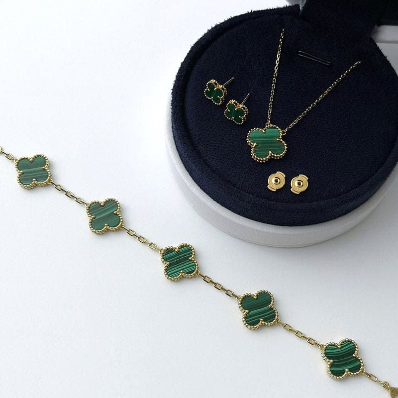 Thumbnail: Vintage Alhambra Five Motifs Malachite Clover Bracelet