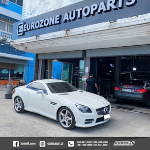 MercedesBenz SLK200 R172
เปลี่ยนผ้าเบรก BREMBO XTRA
เปลี่ยนจานเบรก Brembo