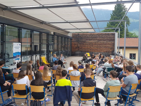 HERO-Vortrag und Gig von Norman Stolz