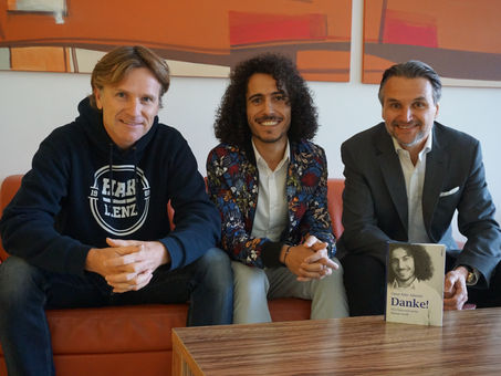 Lesung – Omar Khir Alanam