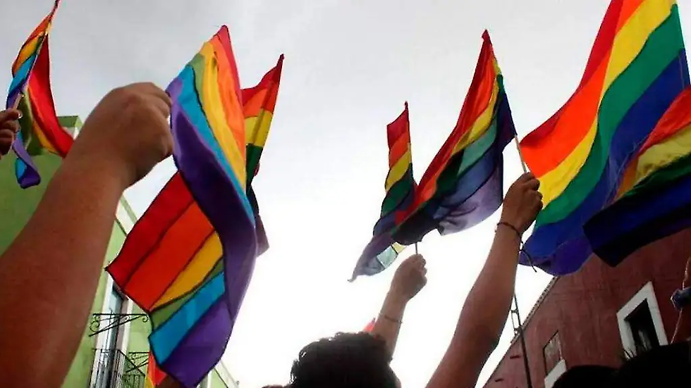 Personas no binarias en Puebla enfrentan barreras en salud, educación y trámites oficiales