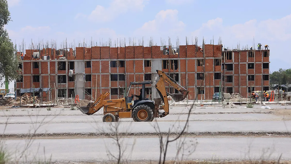 Entregan viviendas inconclusas en San José Chiapa; beneficiarios aún no pueden habitarlas