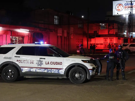 Ataque a tienda en la colonia 10 de Mayo estaría ligado a cobro de piso; joven murió como víctima colateral