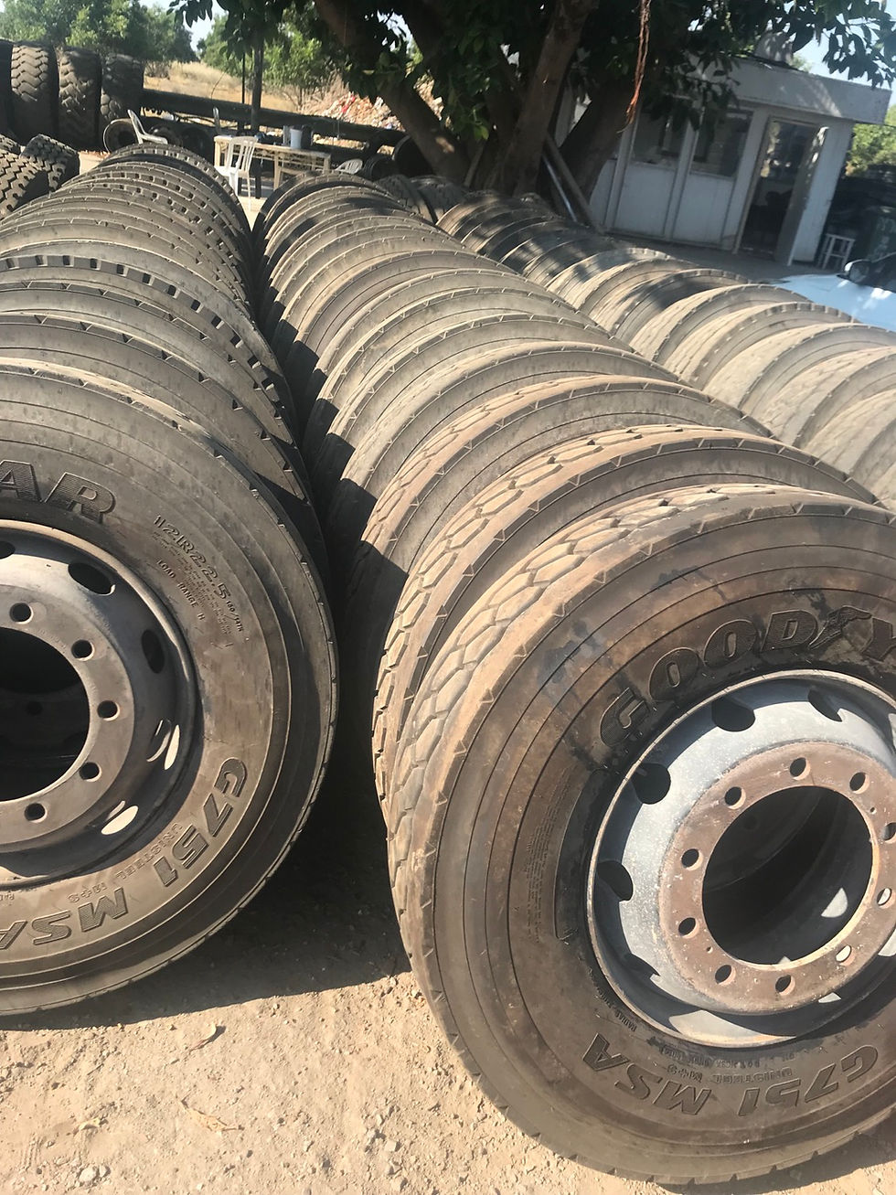 Thumbnail: 12R22.5 Hightread 