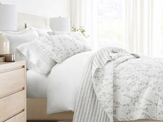 Summer Vibes at Target: Interior Edition/ Home Decor