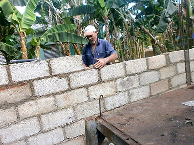 P4180435 (2) cuba wall.jpg