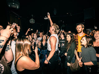 Daytime TV rock the Old Blue Last