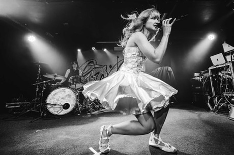 LØLØ w/ Ella Red & Dawson Gamble (supports) @ The Wardrobe, Leeds - 9th May 2026