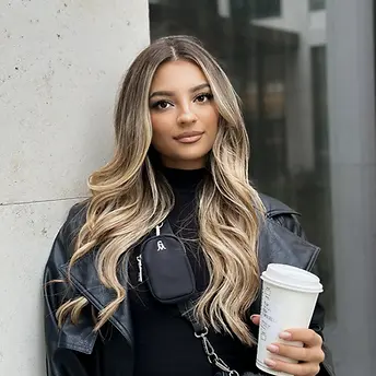 Maria-Bianca Stein, Marketing und Social Media bei Chrollo Balloon Berlin