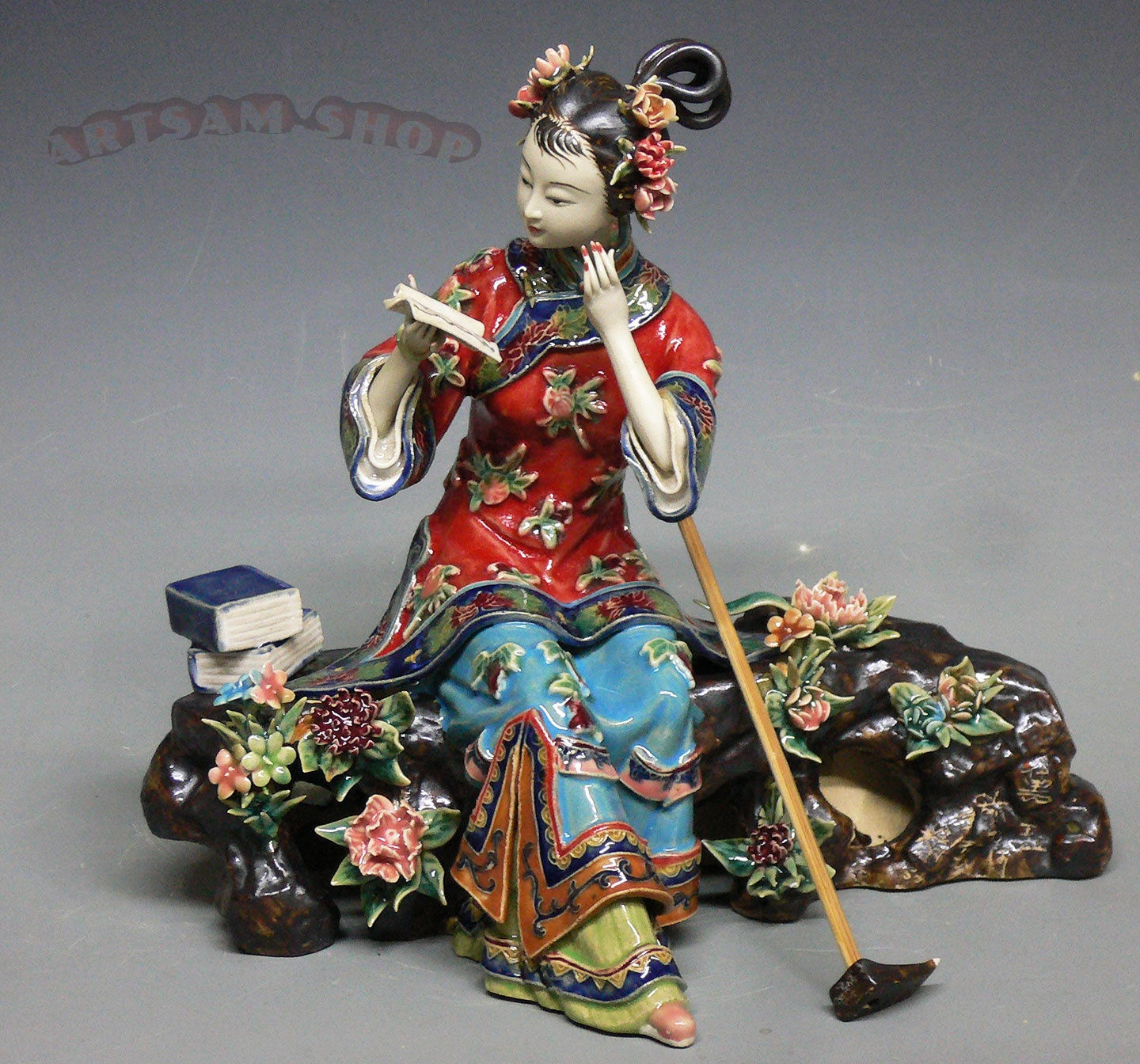 Chinese Porcelain Figurines Dolls