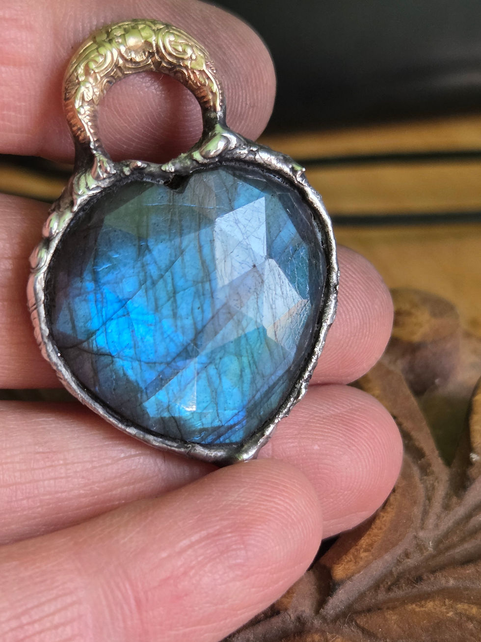 Thumbnail: Moon Path Labradorite Heart Pendant