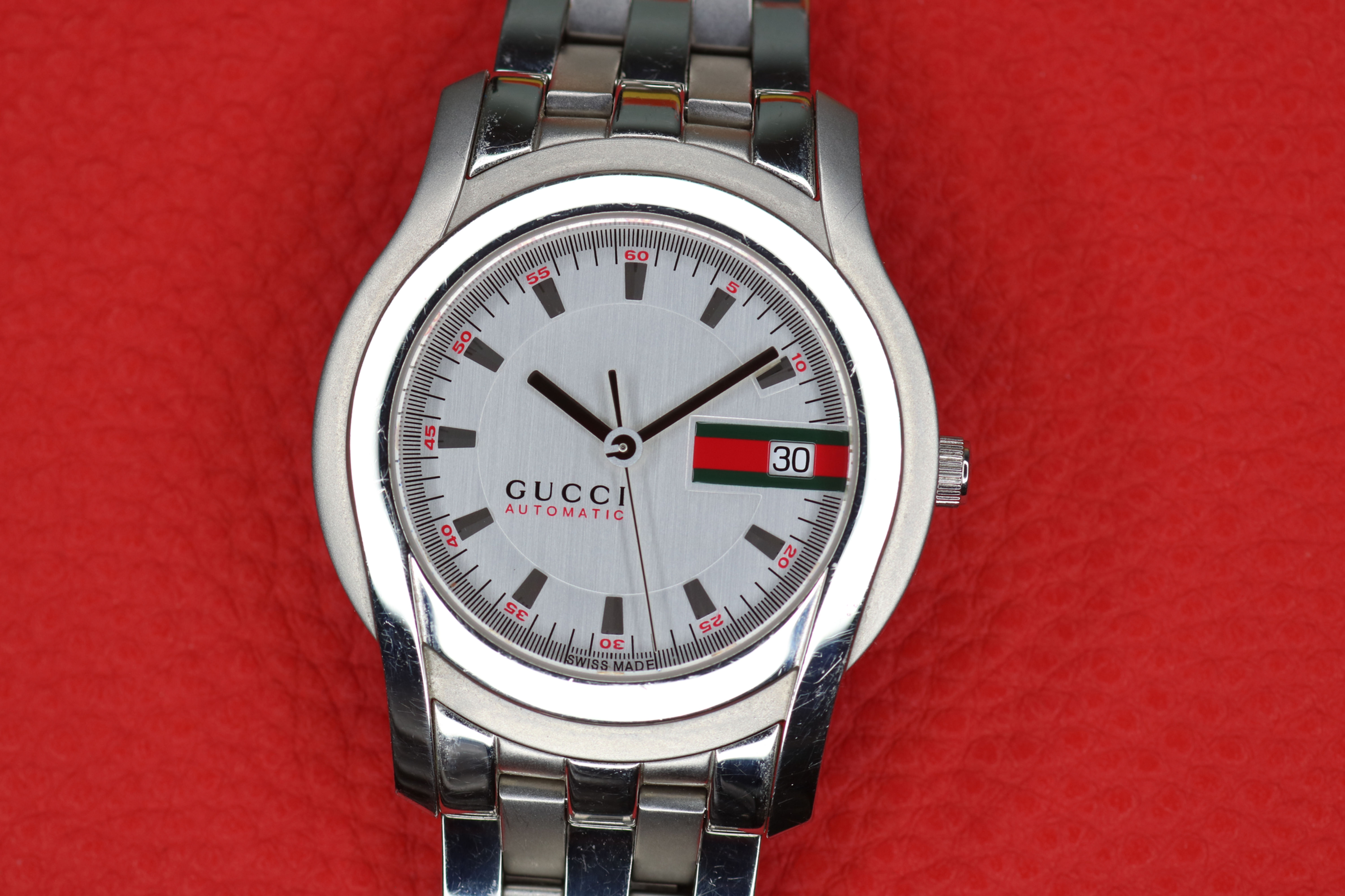 Gucci 5500 YA55205 Auto