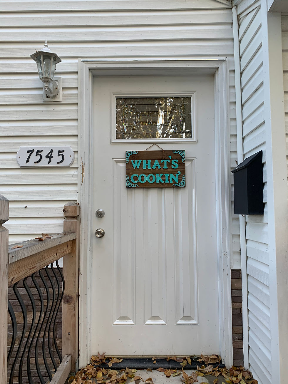 What's Cookin' Cooking School