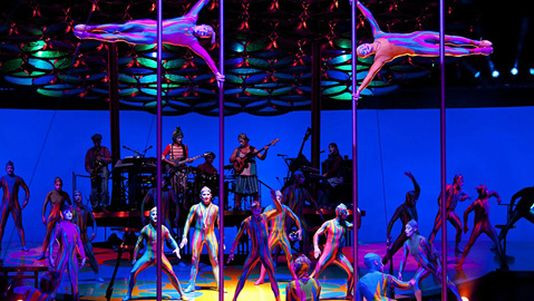 cirque eloize.jpeg