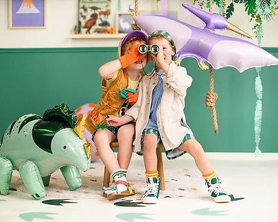 Vier de mooiste Dino party met onze Dino feestartikelen