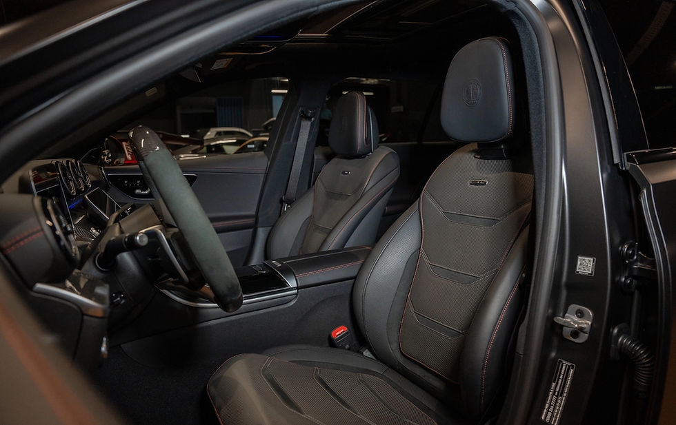 Miniatura: Mercedes-Benz C 63 AMG S E Performance Speedshift MCT9G