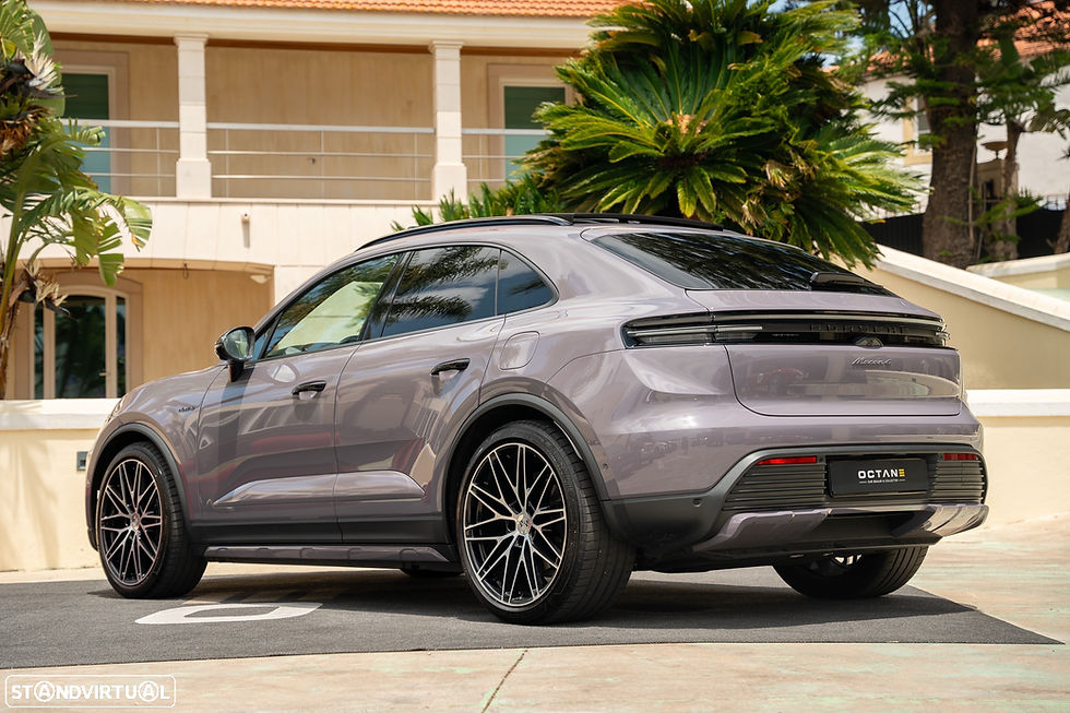 Miniatura: Porsche Macan Electric 4