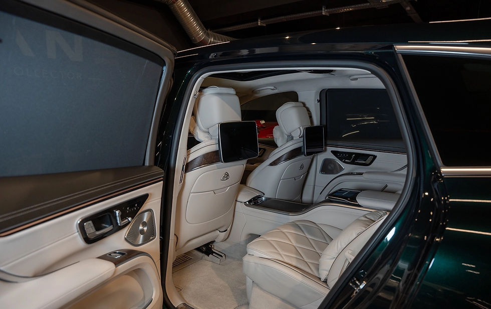 Miniatura: Mercedes-Benz EQS SUV Maybach 680