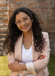 Headshot-50.jpg