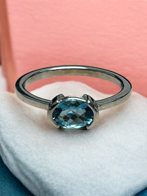 White gold Swiss Blue Topaz Ring