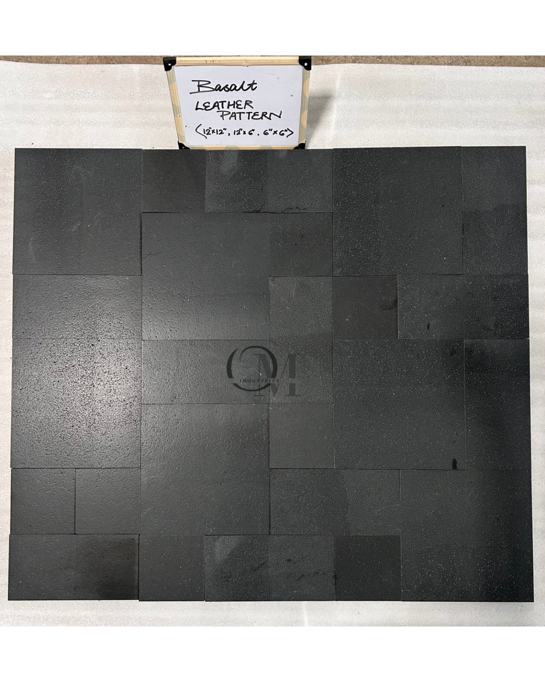 Basalt Leather Pattern