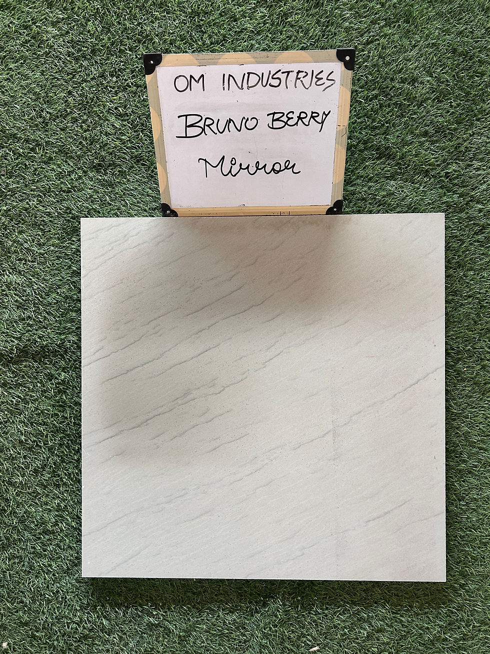 Thumbnail: Bruno Berry Mirror