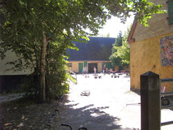 HALSNÆS LILLESKOLE