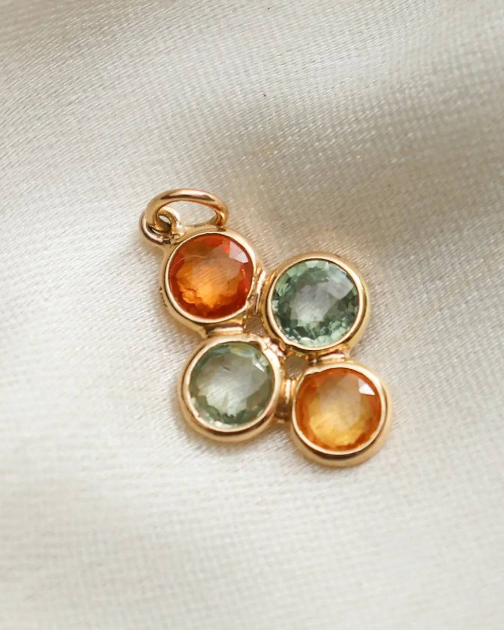 Thumbnail: floral sapphire pendant in solid gold