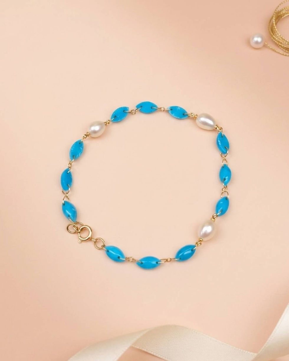 Thumbnail: minimal pearl gemstone bracelet