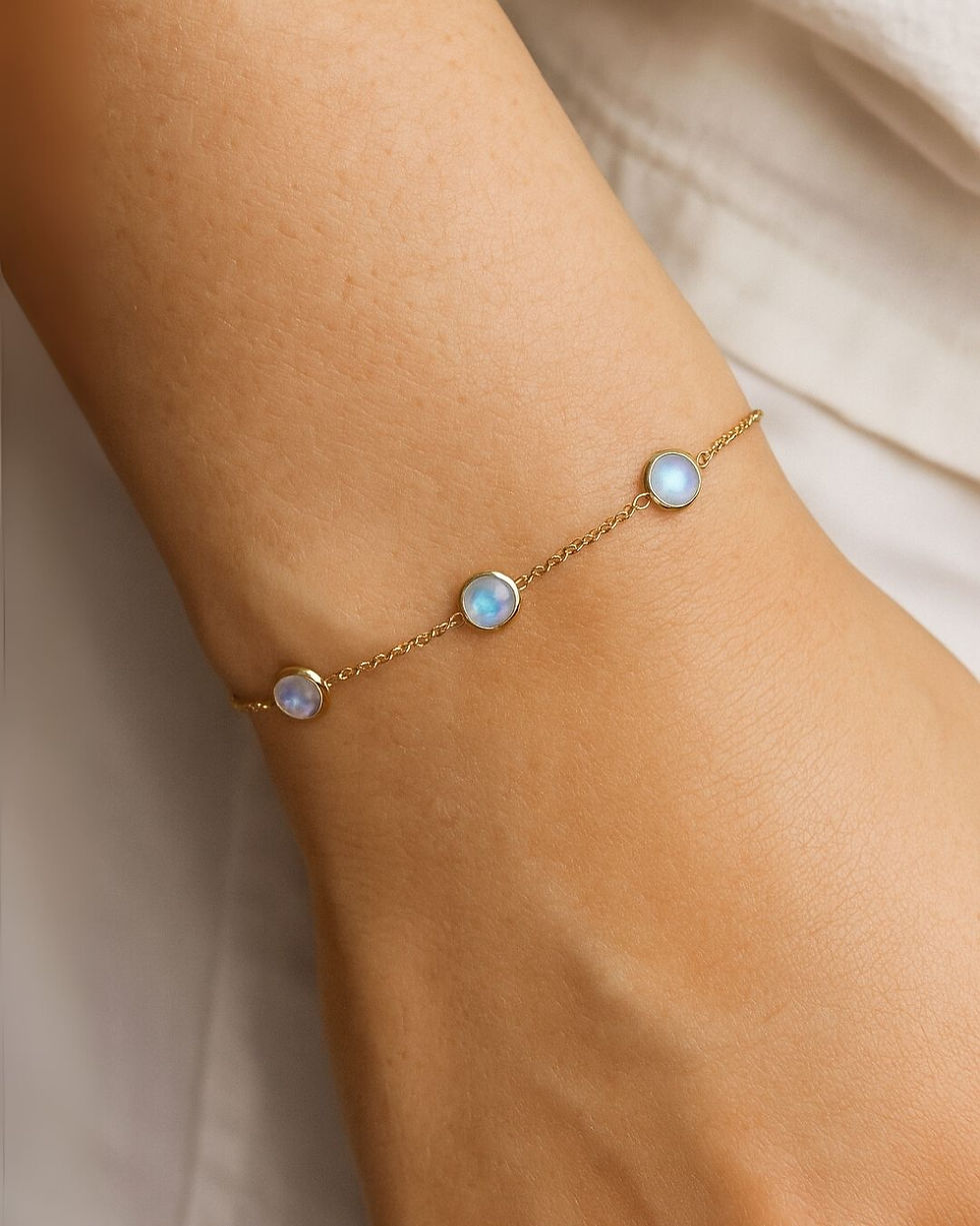 Thumbnail: Minimalist moonstone bracelet 14k gold gemstone jewelry