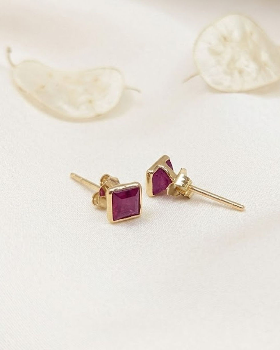 Thumbnail: stackable blue sapphire gold studs