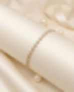 diamond tennis bracelet gold