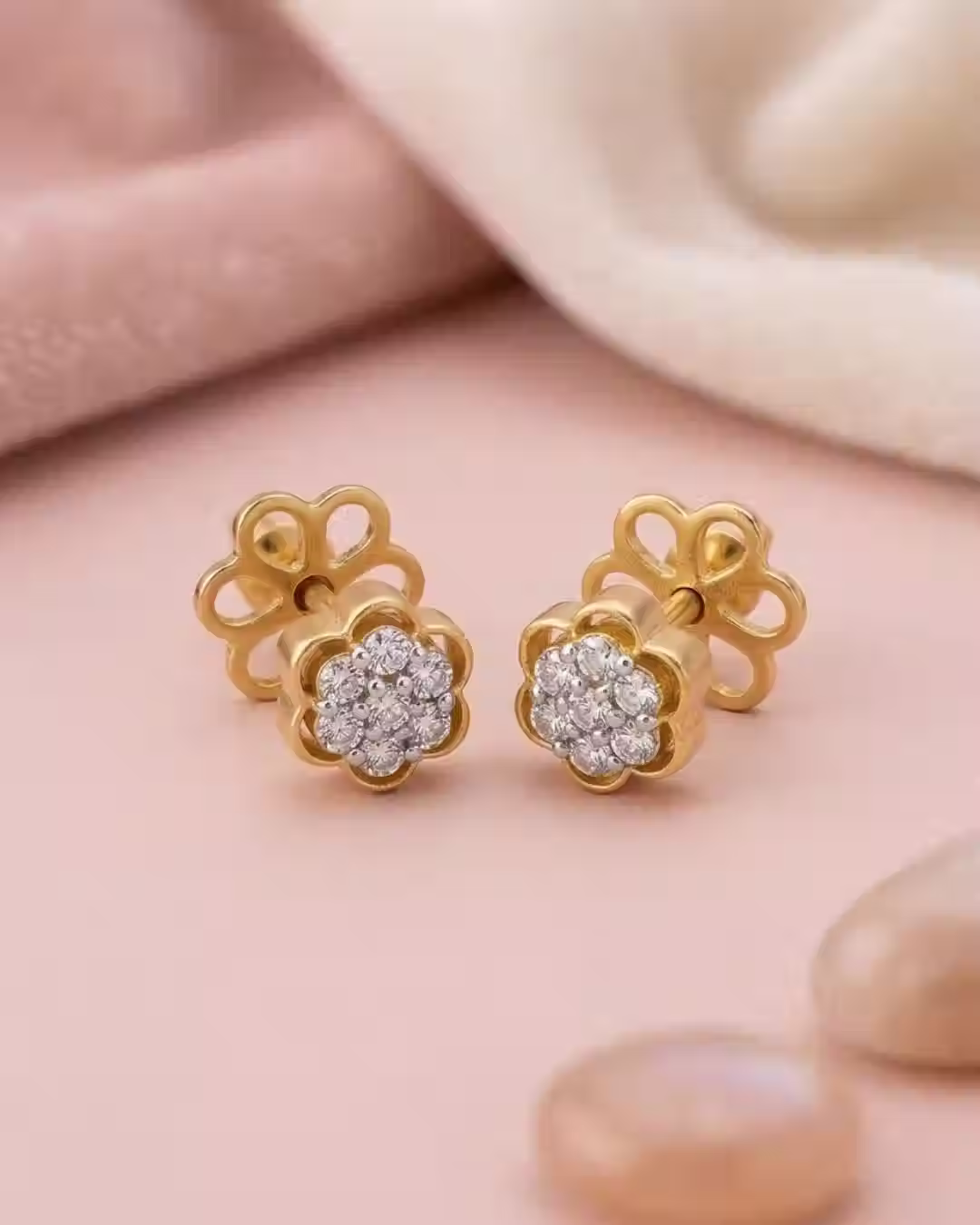 gold flower diamond stud earrings